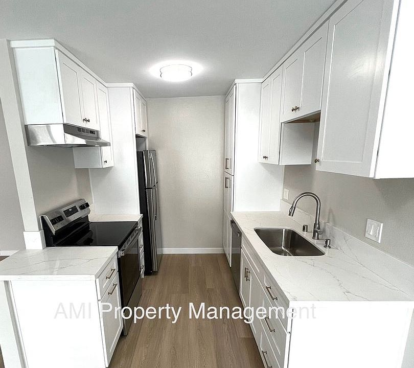 1st image of 4552 Oregon St APT 3
