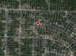 4327 Elmwood Ave, Kansas City, MO 64130