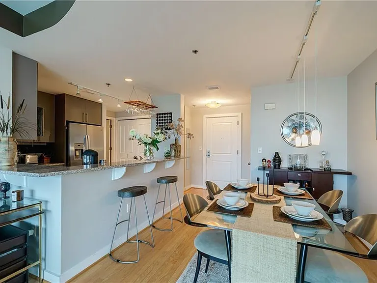 3338 Peachtree Rd NE #710 — Photo 5