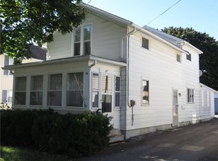 28 Genesee St, Mount Morris, NY 14510