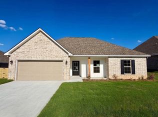 352 Hummingbird Ln, Princeton, LA 71067