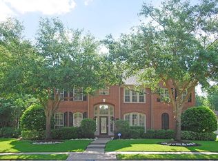 1418 Forest Bend Dr, Sugar Land, TX 77479
