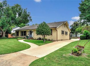 1401 Greenbrier Dr, Sherman, TX 75092