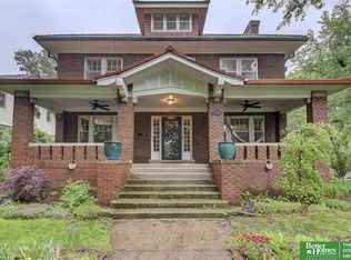 1026 Mercer Park Rd, Omaha, NE 68131