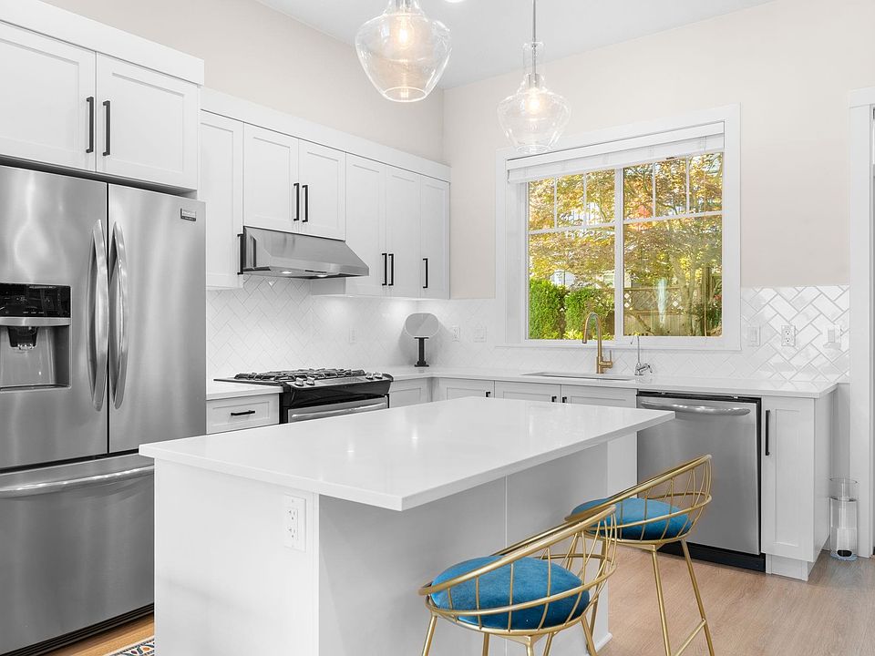 1st image of 2855 158th St #23