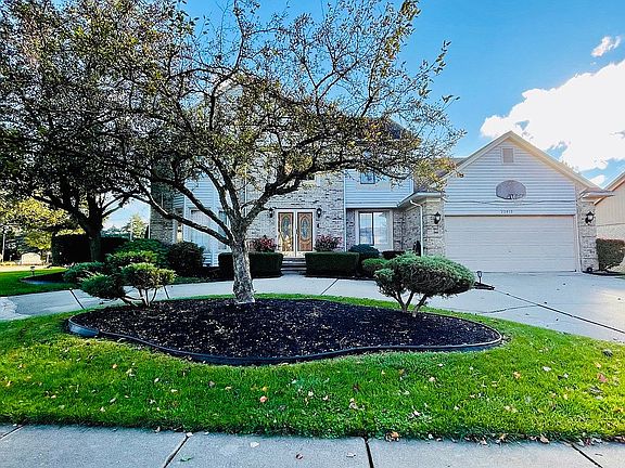 2nd image of 22619 Foxmoor Dr