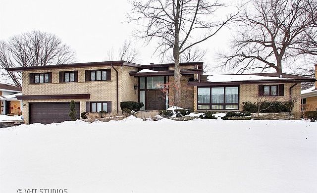 1st image of 6426 N Kolmar Ave