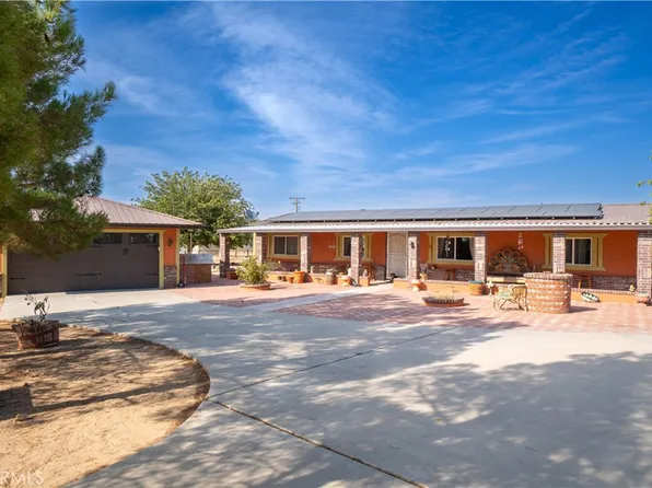 14221 Tumbleweed Rd, Phelan, CA 92371