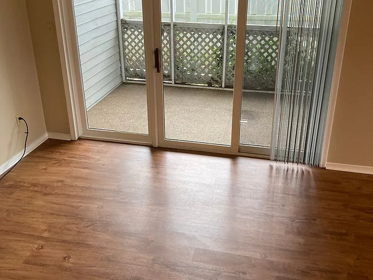 1204 S College Mall Rd — Photo 3