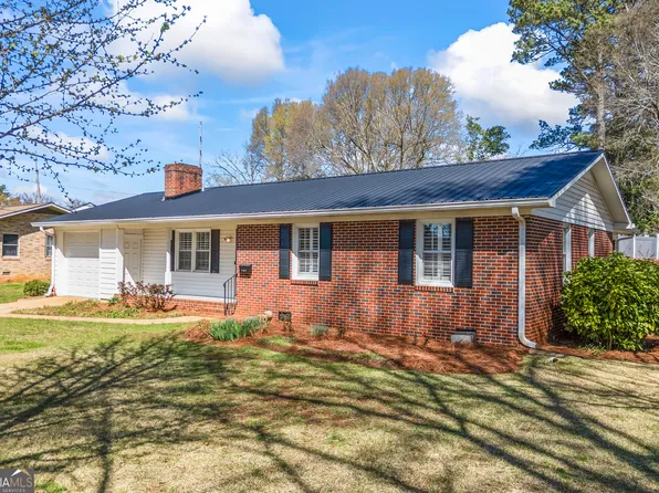 131 Roosevelt Blvd, Commerce, GA 30529