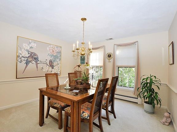 5th image of 521 West St APT 9