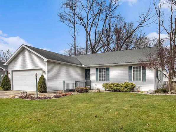 10421 Lindwood Ct, Osceola, IN 46561
