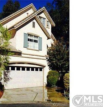 1st image of 27172 Manor Cir