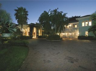 18620 Long Lake Dr, Boca Raton, FL 33496