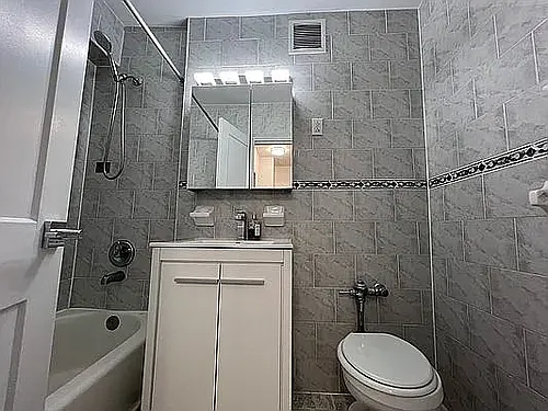 123-10 Ocean Promenade #2M Photo 1