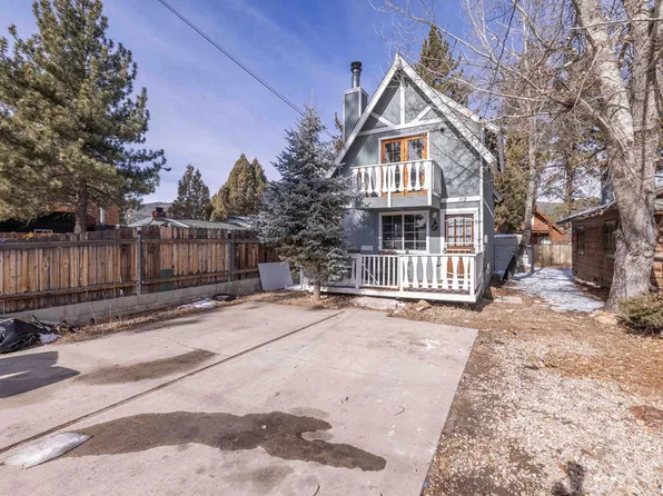 713 W Country Club Blvd, Big Bear City, CA 92314