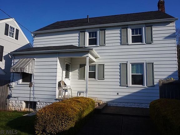 5th image of 452 E Curtin St