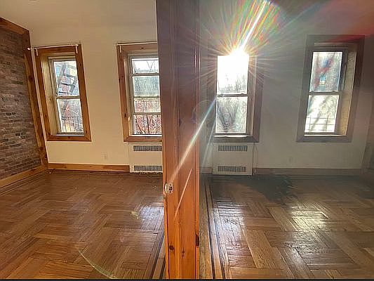 3rd image of 354 S 4th St #7C