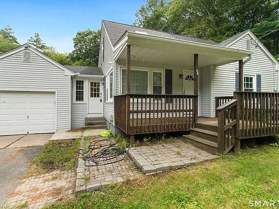 2nd image of 44 Charter Road