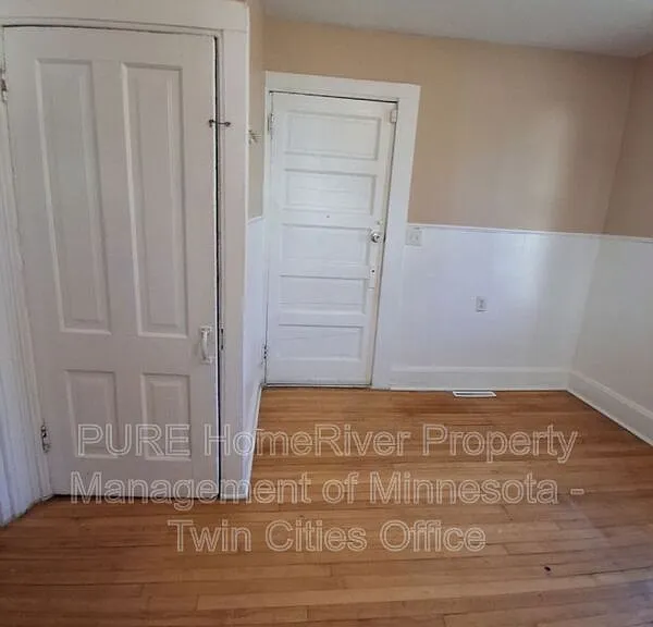 987 Churchill St #1 — Photo 5