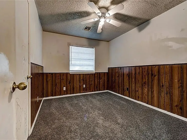 1317 McGregor Dr — Photo 17