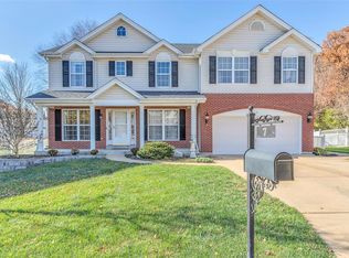 7 Romaine Spring Bnd, Fenton, MO 63026