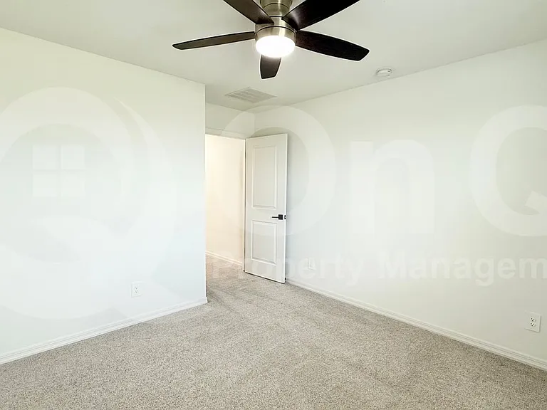 11343 E Upton Ave — Photo 10