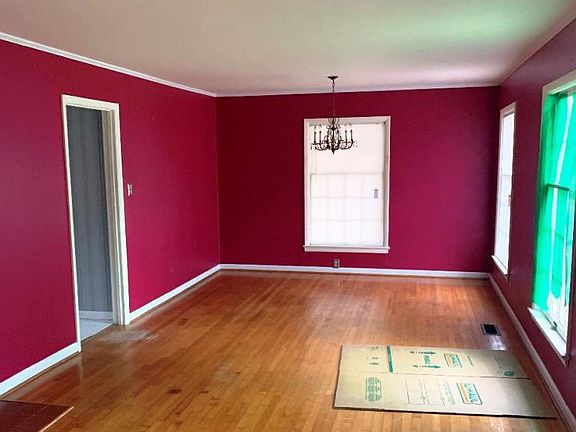 3rd image of 2505 W 47th Ave