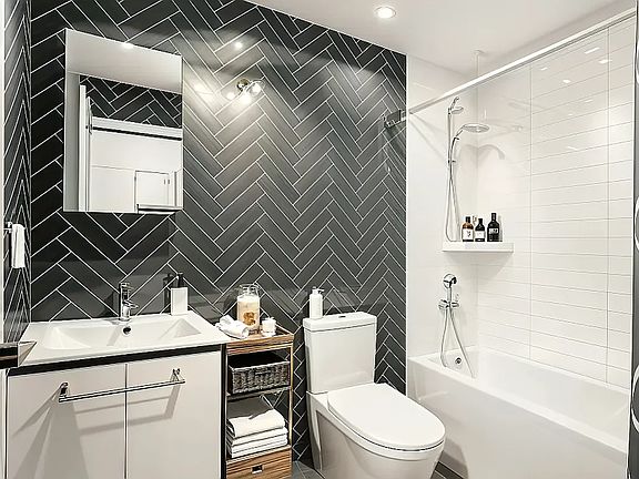 5th image of 1074 Putnam Ave #4N