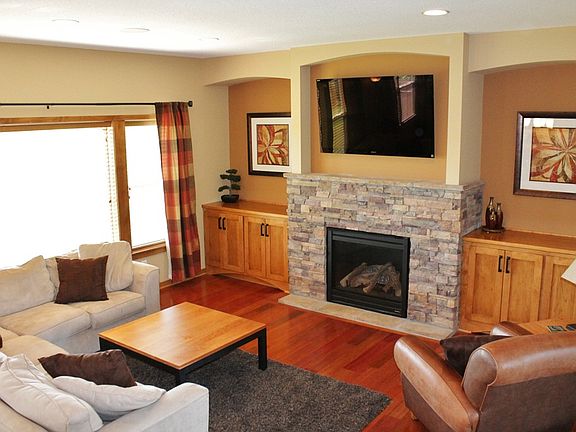 2nd image of 4960 Fairoaks Cir N