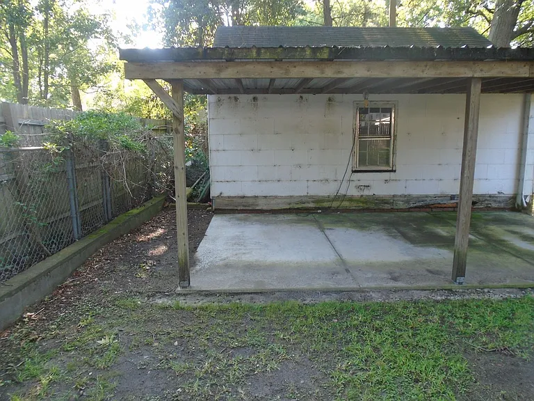 308 Harris Ave — Photo 10