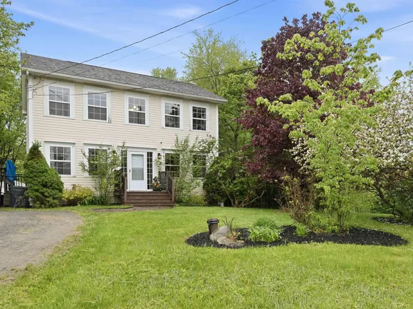 74 Forestview Way, Beaver Bank, NS B4G 1G2