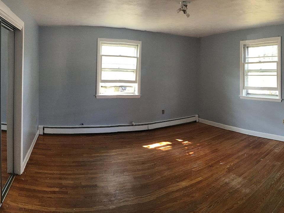 206 Linnmoore St, Hartford, CT 06114 Zillow