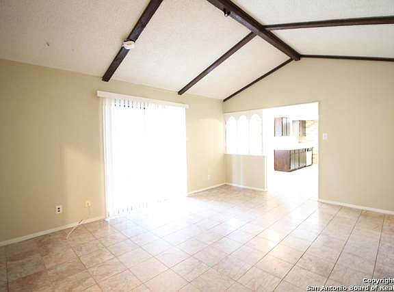 5th image of 7622 Pipers Creek St