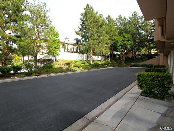 3rd image of 1011 S Stresa Way