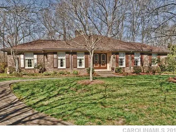 239 Glencurry Dr, Charlotte, NC 28214