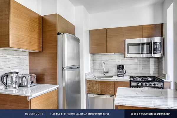 Rented by The Blueground | media 42