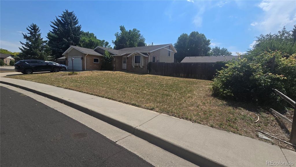 2229 Bismarck Court