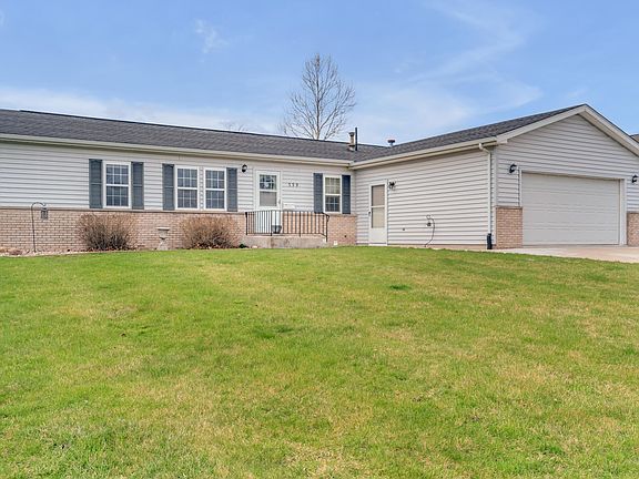 3rd image of 339 Azalea Ln