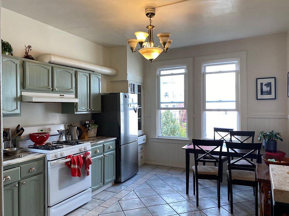 1st image of 22 Landers St
