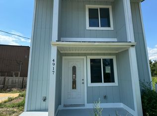 4917 S Lakewood Dr, Panama City, FL 32404