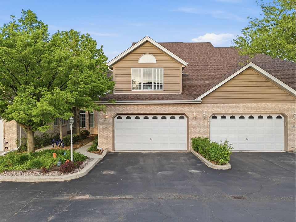 1st image of 18 Moorings Dr