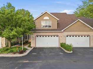 18 Moorings Dr, Palos Heights, IL 60463