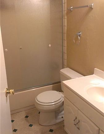 104 Orleans Bath