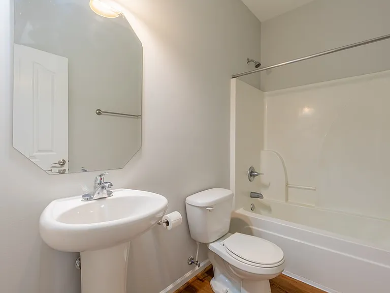 4525 Village Ct — Photo 36