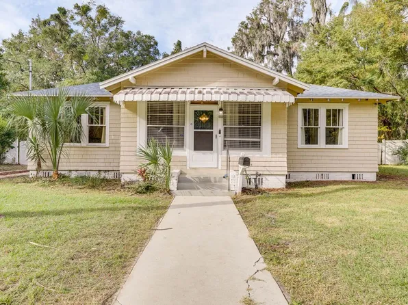 6932 Oakwood St, Jacksonville, FL 32208