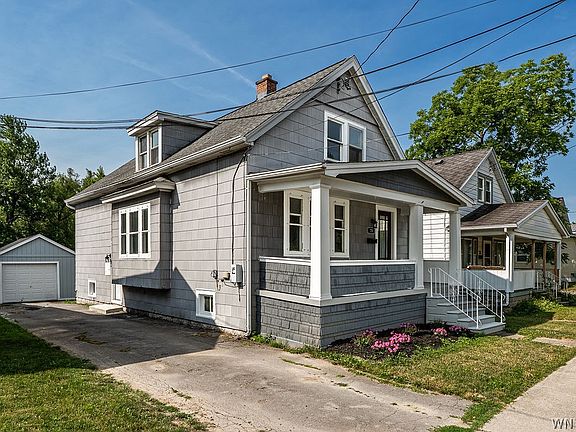 2nd image of 75 Erie St