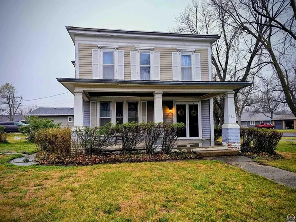 114 N 3rd St, Seneca, KS 66538