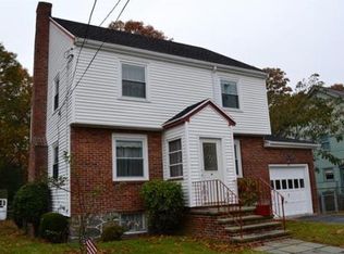 20 Hautevale St, Roslindale, MA 02131