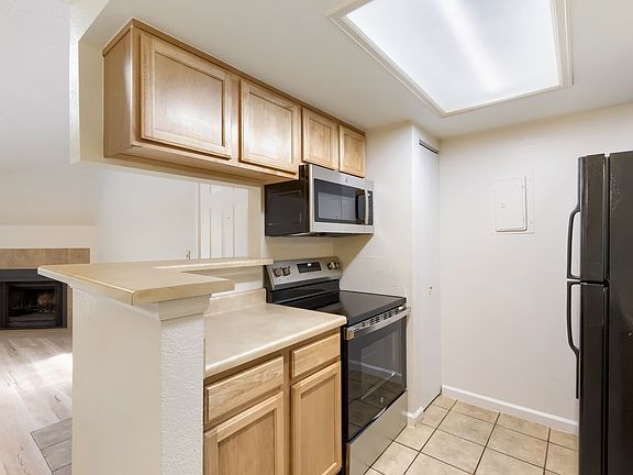 5th image of 10253 E Peakview Ave APT B-203